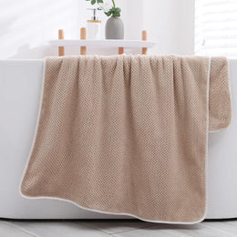 Grande serviette de bain bébé