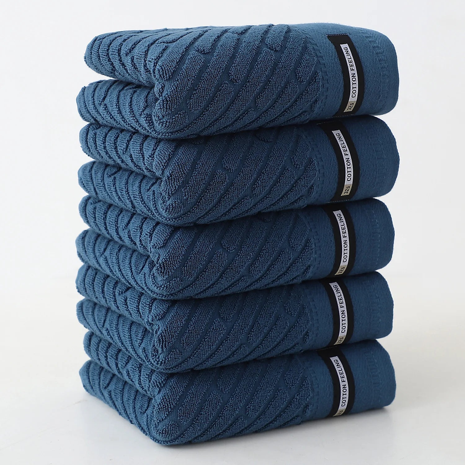 Serviettes en coton épaisse bleues pliées